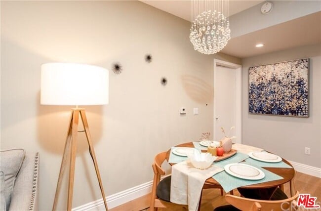 Photo - 2939 Leeward Ave Unit 317