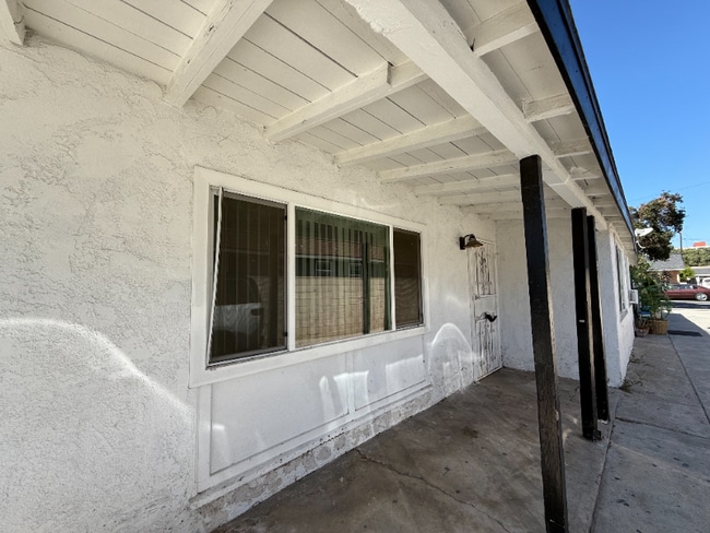 Photo - 924 W Chestnut Ave Unit 1/2