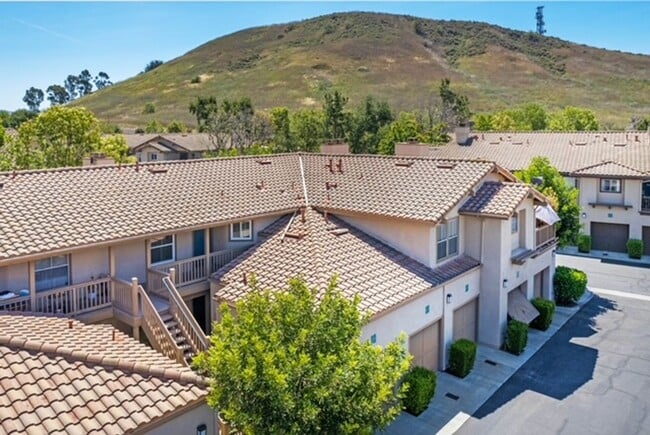 Photo - Upper 2 Bedroom, 2 Bath in Rancho Santa Margarita with Garage and Parking, be Home by New Years! Unit 172