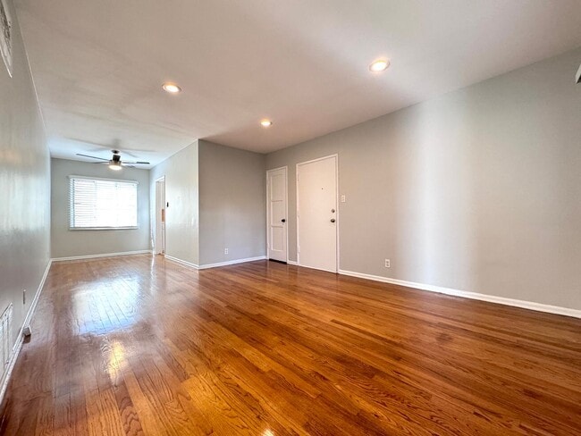 Classic Hollywood 1-Bedroom near Hollywood... - Classic Hollywood 1-Bedroom near Hollywood... Apartment Unit 1909