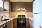 Photo - 729 S Hobart Blvd
