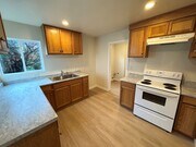 Photo - 2+1 Quaint Midtown Ventura Home