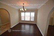 Photo - 1855 W 68th St House