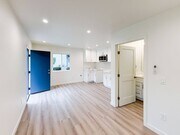 Photo - Claremont Pacifica Apts