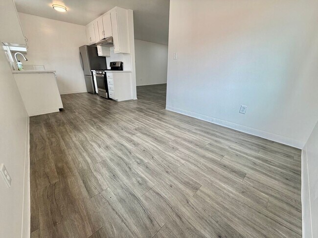 Photo - Spacious 2BD with Private Laundry Room, Garage Parking & Private Entrance Unit 311 C