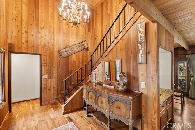 Photo - 887 Talisman Ln