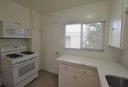 Photo - 11948 Magnolia Blvd Apartment Unit 06