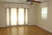 Photo - 3/2 Single-Story Home for Lease in Claremo...