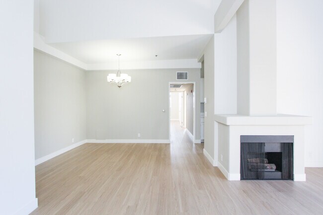 Photo - 7100-7102 Ramsgate Ave
