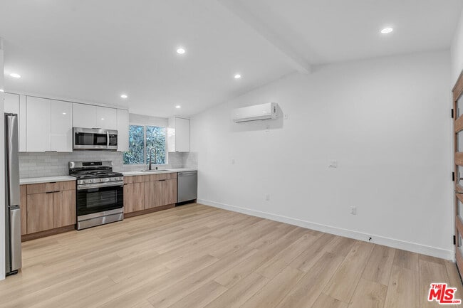 Photo - 5413 Troost Ave