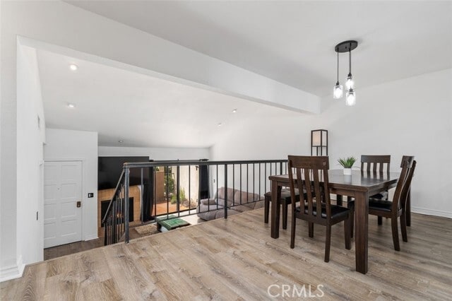 Photo - 18415 Collins St
