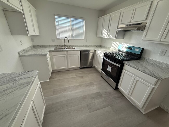 Photo - 24958 Pso Robles