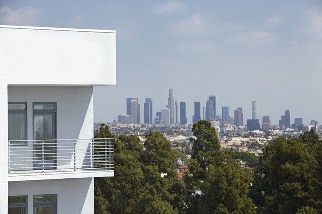 Photo - The Avenue Hollywood