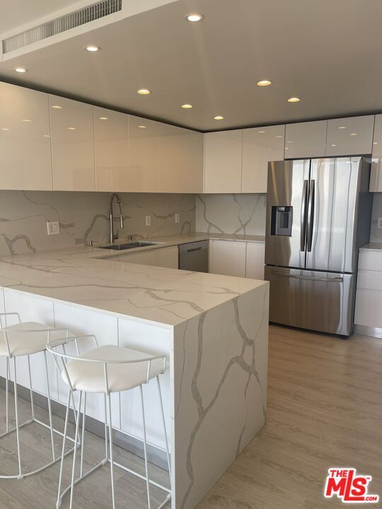 Photo - 2160 Century Pk E Unit 1109