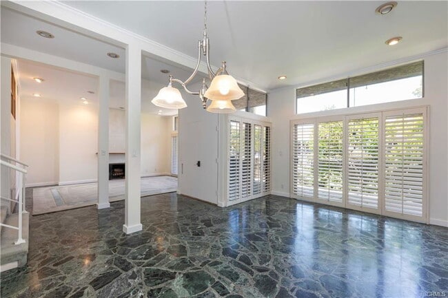 Building Photo - 958 Palo Verde Ave