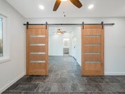 Photo - 1060 W 6th St House