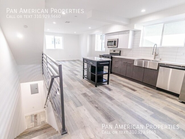 1309 1/2 N Orange Dr.- - 1309 1/2 N Orange Dr.- Apartment