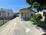 Photo - 2640 E 110th St House