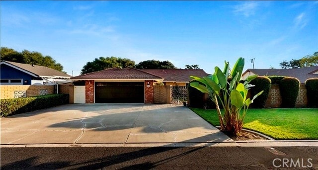 Photo - 564 E Fellows Dr