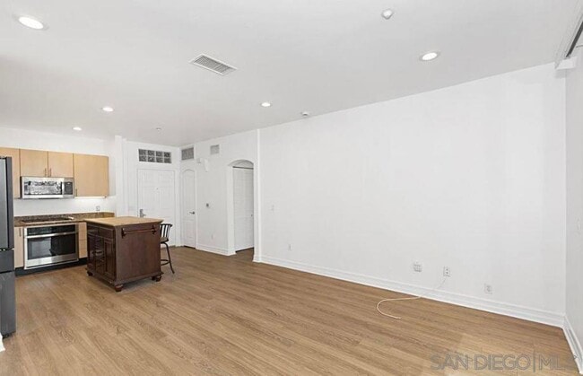 Photo - 525 Eleventh Ave Unit 1203