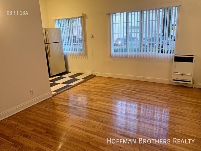 Photo - 652 S Dunsmuir Ave Apartment Unit 103A