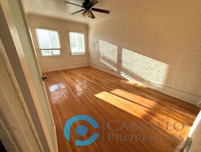 3011 1/2 30th Street - 3011 1/2 30th Street