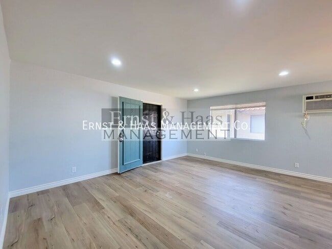 Photo - 1170 E South St Unit #03