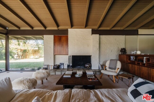 Photo - 961 Linda Flora Dr