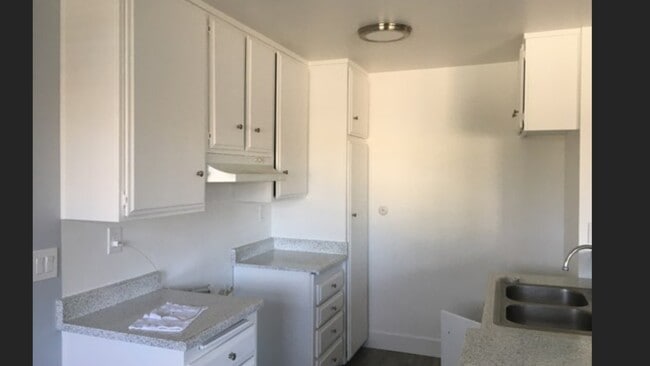 2/1 - Villa Woods Apartments