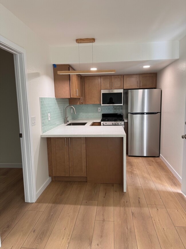 Photo - 215 El Porto St Unit 215