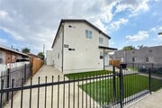 Photo - 2120 E 92nd St