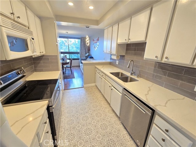 Photo - 8828 Pershing Dr