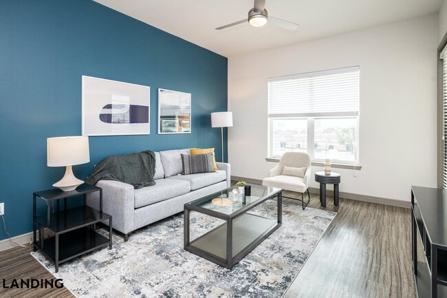 Photo - 4632 Santa Monica Blvd Unit 205