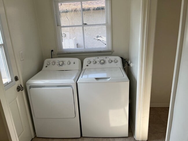 Photo - 3 bedroom home in Lakewood now ready to rent!