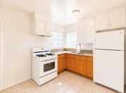 Photo - 1372 W 36th St Unit 4