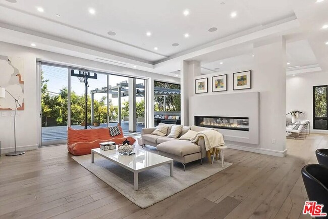 Photo - 16132 Alcima Ave