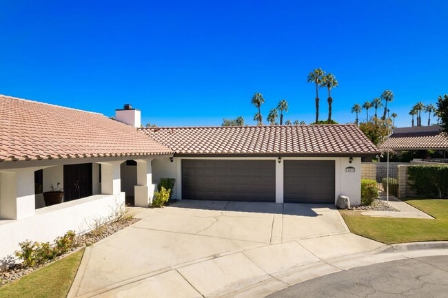 Photo - 74830 Waring Ct House