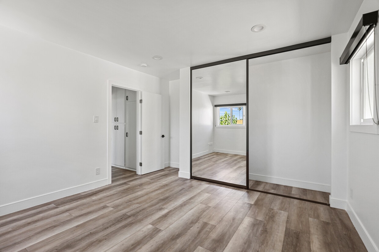 Floor Plan - 2BD x 1 BA