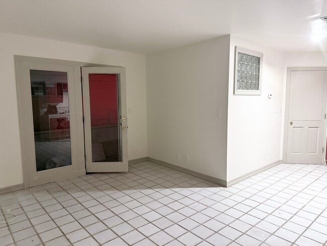 Photo - 140 San Nicholas Ave Unit Downstairs ADU