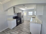 Photo - 751 E J St