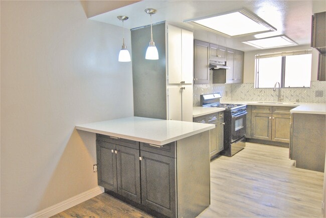 Photo - 746 N Eucalyptus Ave