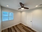 Photo - 1270 Georgia St