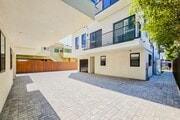 Photo - Luxury 3-Bed Townhome-Style Retreat in Hol... Unit 1332 Tamarind Ave