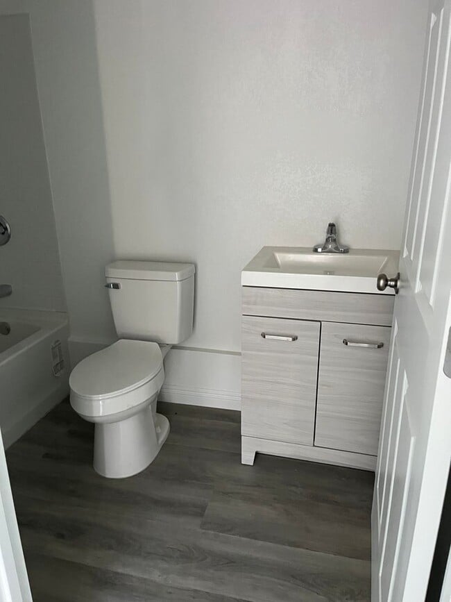 Photo - Cute 1 Bedroom Unit in Nice Neighborhood!