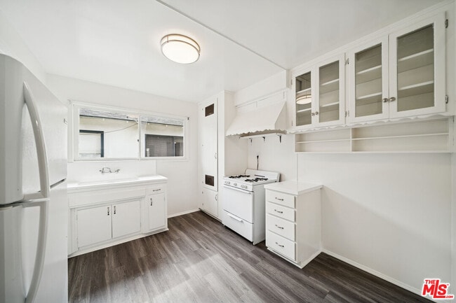 Photo - 5307 Vantage Ave Unit 6