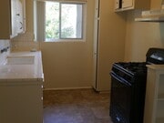 Kitchen - 5742 Hazeltine Ave Apartments