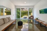 Photo - 2925 Cloverdale Ave