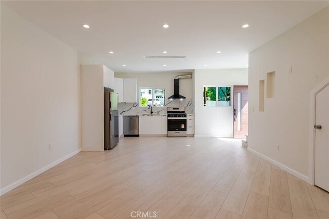 Photo - 10787 Las Lunitas Ave