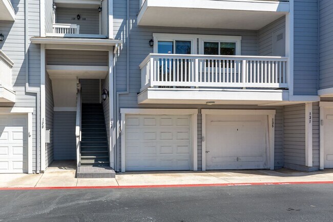 Photo - 133 Mangano Cir