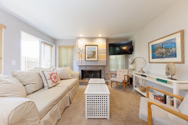 Photo - La Jolla Shores Living - Steps from the Be...
